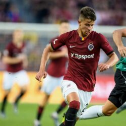 Trenérská strategie FC Jablonec: jak se přizpůsobit tlaku soupeřů na fotbalovém hřišti