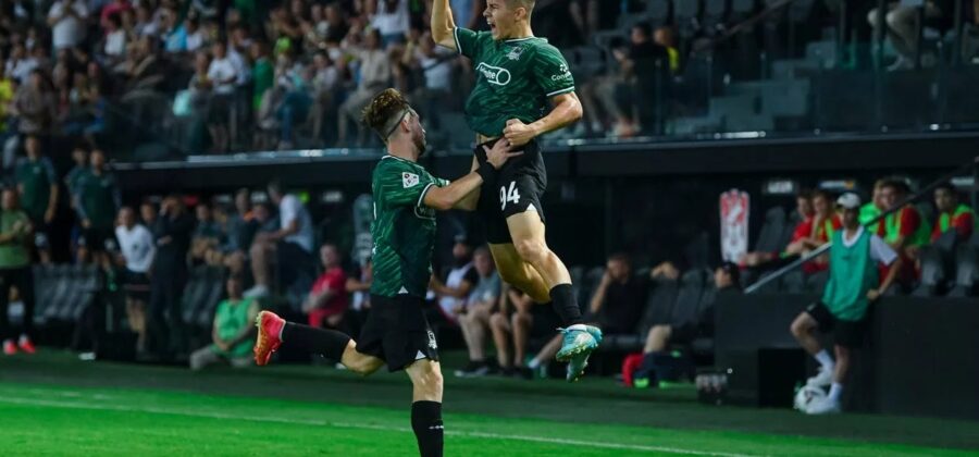 Zápletka posledního kola českého šampionátu: jak se FC Jablonec vyhnout sestupu?