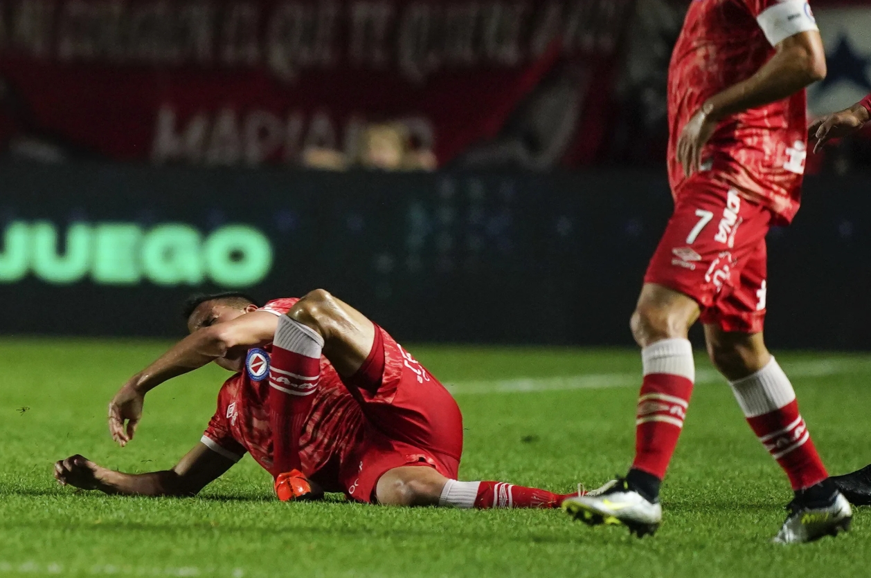 Jak se FC Jablonec připravuje na novou sezonu od taktiky po nové posily. Podrobný rozbor letního soustředění týmu.